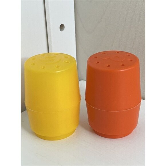 Vintage Fisher Price Fun with Food Salt & Pepper Shakers Set Pretend Play - Picture 1 of 7